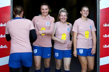 ¿Cuánto dinero se les paga a las estrellas de Inglaterra por jugar en la Copa Mundial Femenina?